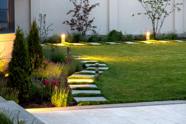 Vancouver Landscape Lighting Service